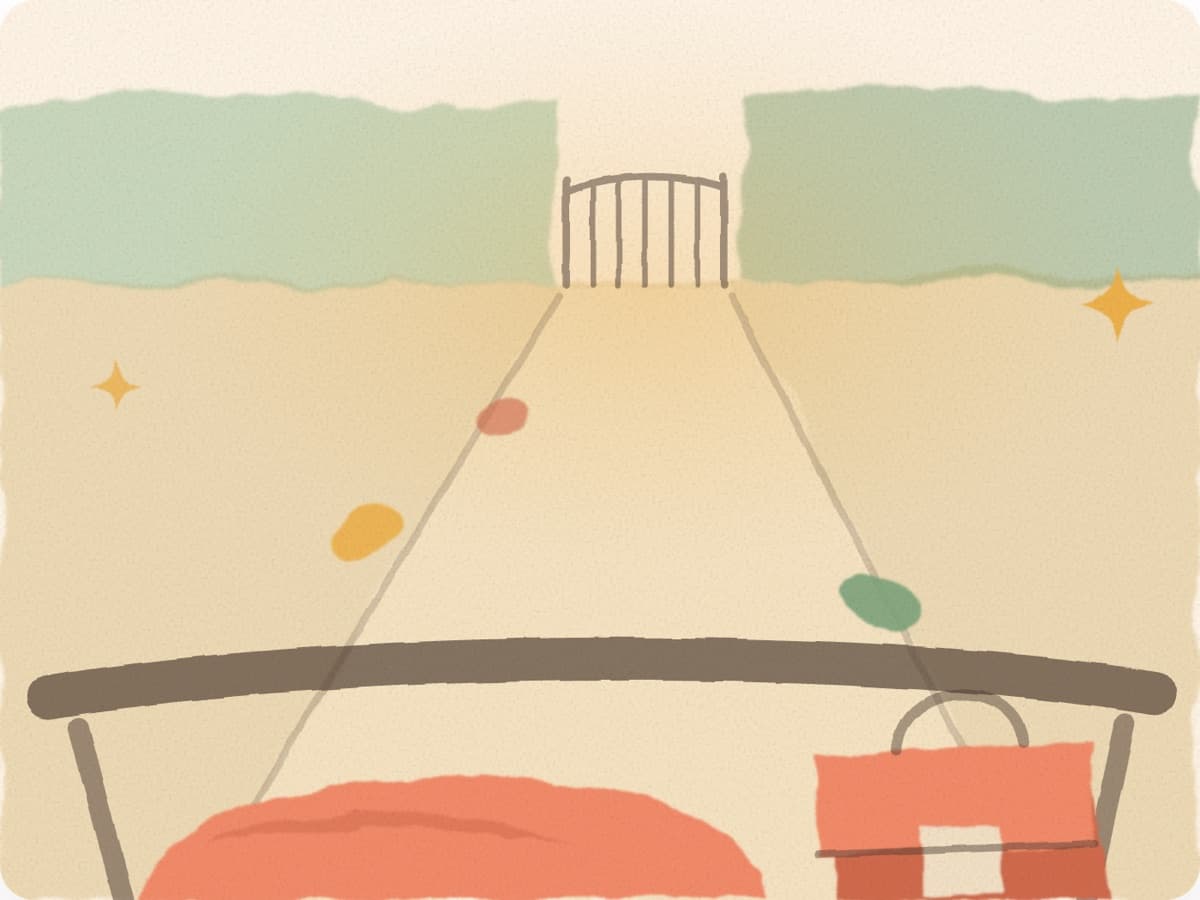 Le chemin vers le portail de l'école vu depuis la poussette, cartable posé à bord